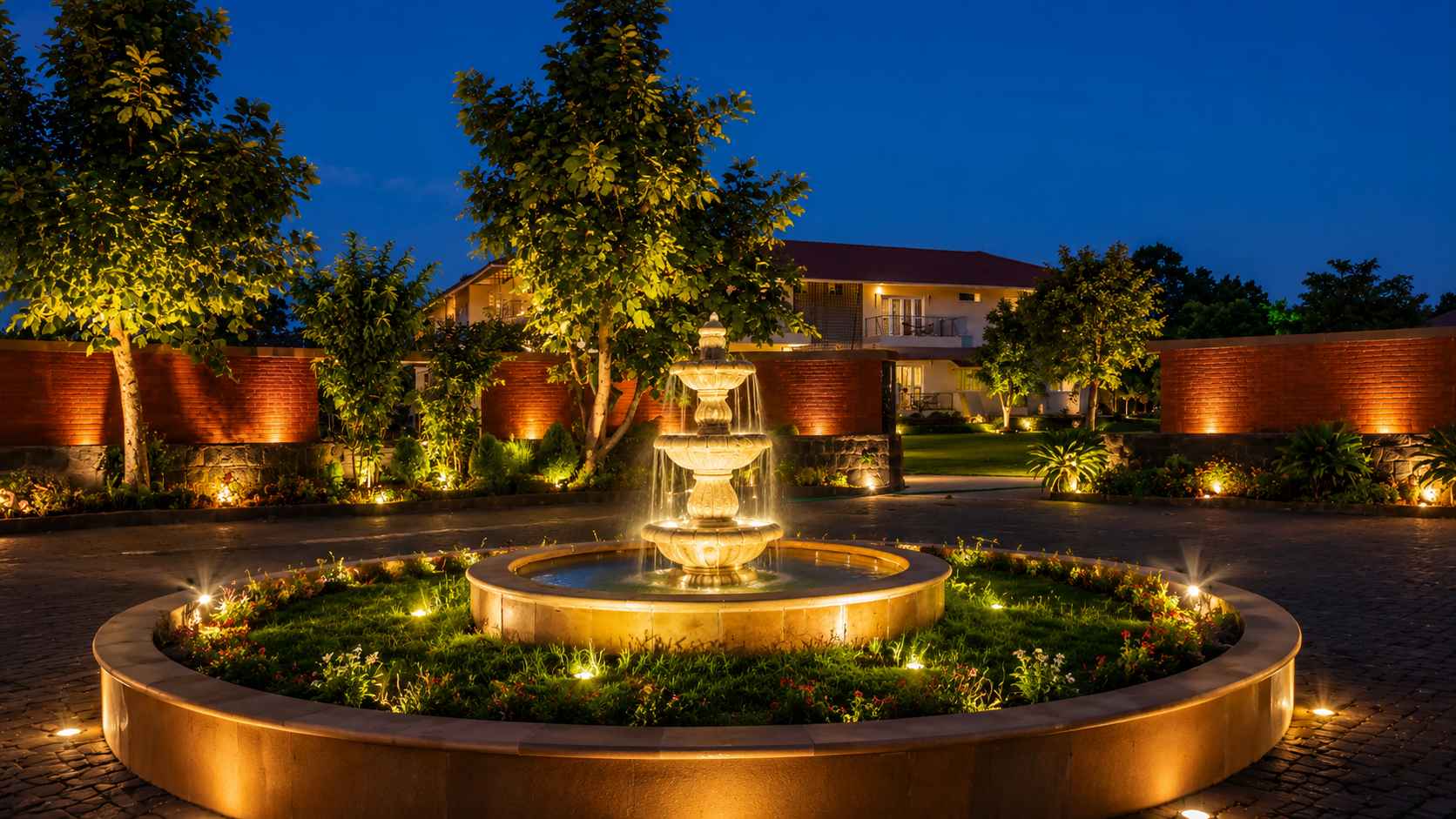 Luxury tent accommodation at The Palash, Parsili